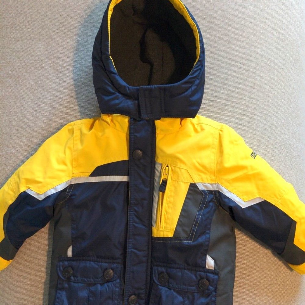 OSHKOSH B’GOSH Hooded Puffer Zip Jacket Winter Coat Size 24 months EUC!
